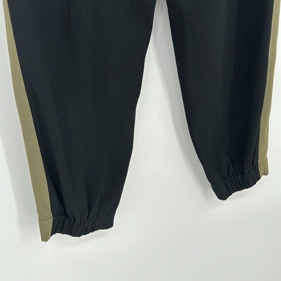 Babaton‎ X Aritzia Dexter Black Pull On Crepe Ankle Pants W/ Green Stripe Size M - Picture 8 of 9